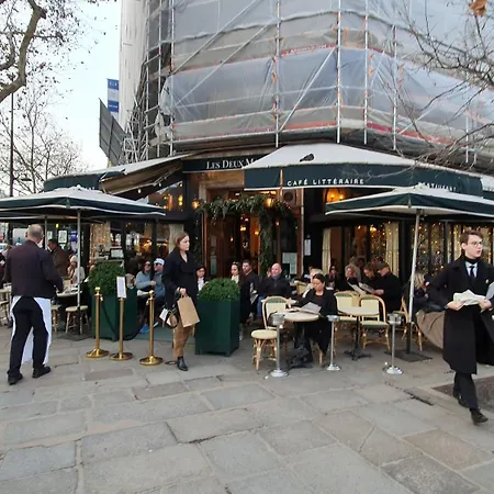 Апартаменты Front Metro , Center , Amusing Place ,Close To Monument As Eiffel Tour And Louvre Meusm